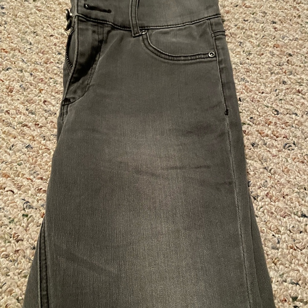 New York and Company SoHo high waist legging. Excellent used condition! Size 4.